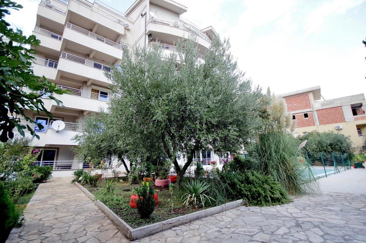 Blue Sky Apartment Petrovazzo Esterno foto